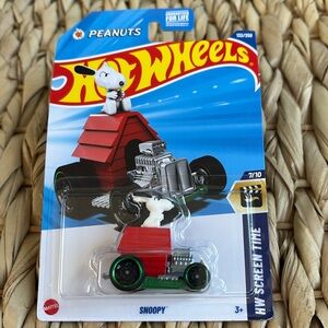 Peanuts Snoopy Dog House Hot Wheels Hotwheels Mattel 75 Year Anniversary Car New